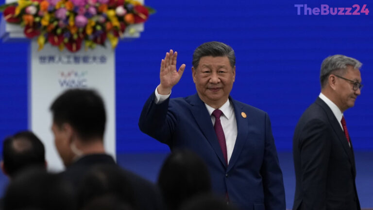 China Positions Itself as Global AI Partner, Urges Collaborative Governance Amid Tech Tensions