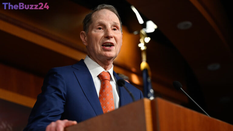 Senator Proposes Bill to Rein in Presidential Tariff Authority