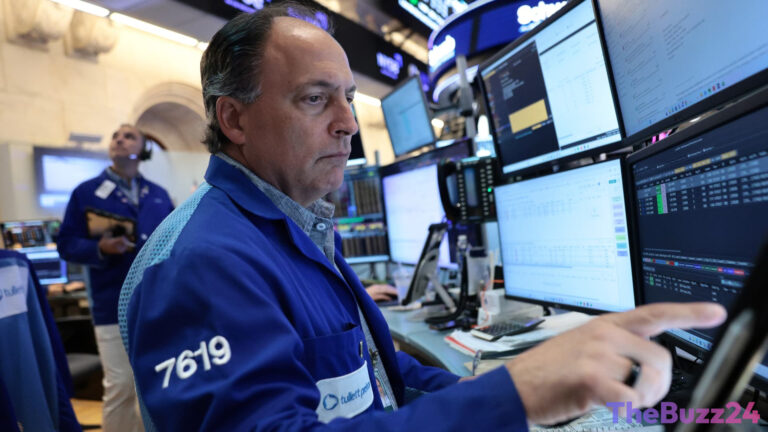 Bearish Tesla Bet Pays Off as Market Strategists Pivot to Target Palantir Ahead of Earnings