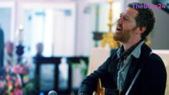 Oscar-Winning Musician Glen Hansard Dies Following Tragic Dublin Car Crash