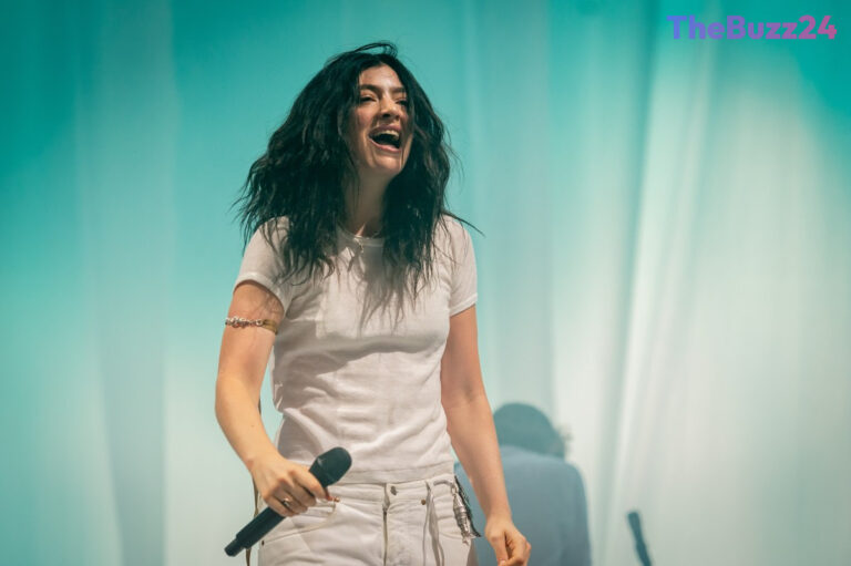 Lorde Takes Aim at AI Eyewear, Calling Smart Glasses ‘Not Sexy’