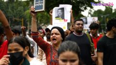 Delhi Police Disperse Thousands of ‘Cockroach’ Protesters Demanding Education Reform