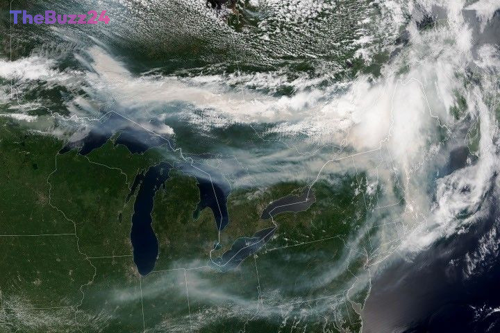 North America Chokes on Wildfire Smoke as Blazes Rage Across Canada
