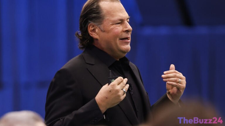 Salesforce Chief Dismisses ‘SaaSpocalypse’ Claims as Shares Surge on Robust AI Integration