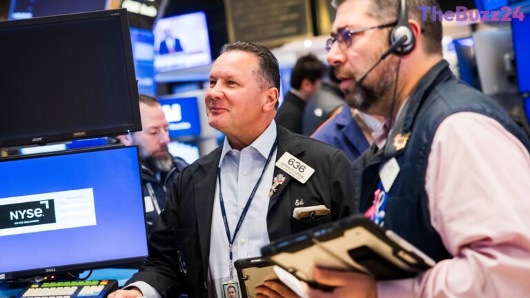 Dow Jones Hits Record High as Market Sentiment Shifts Amid AI Spending and Geopolitical Hopes