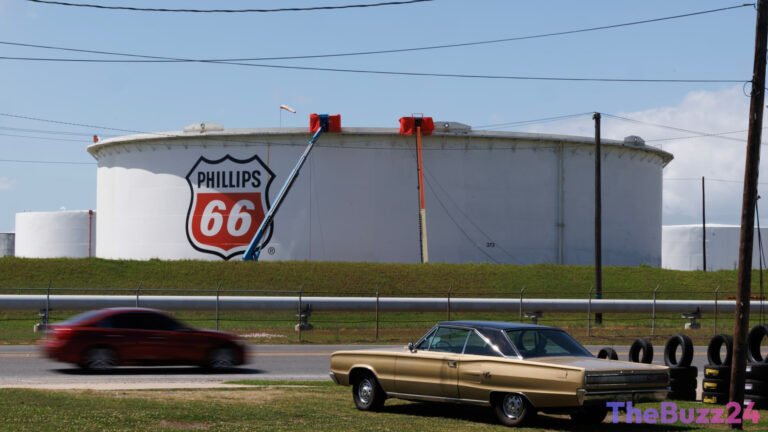 Navigating Uncertainty: Three Energy Dividend Stocks Poised for Steady Returns