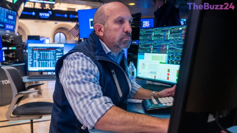 Wall Street Pauses as Investors Await Crucial Wholesale Inflation Data and Digest Tech Earnings