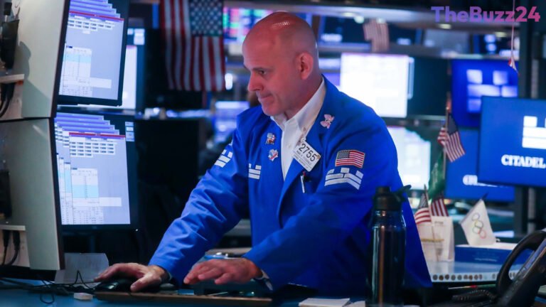 Decoding the S&P 500 Rally: Are Record Corporate Earnings Masking Underlying Market Risks?