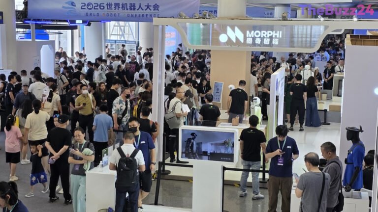 Bridging the Gap: Chinese Startups Rush to Teach Human Skills to Robots Using Advanced AI