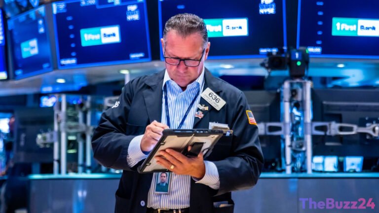 Market on Edge: Key Indicators Flash Warnings as September Approaches