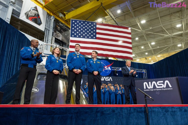 Artemis II Astronauts Honored with Congressional Space Medal of Honor