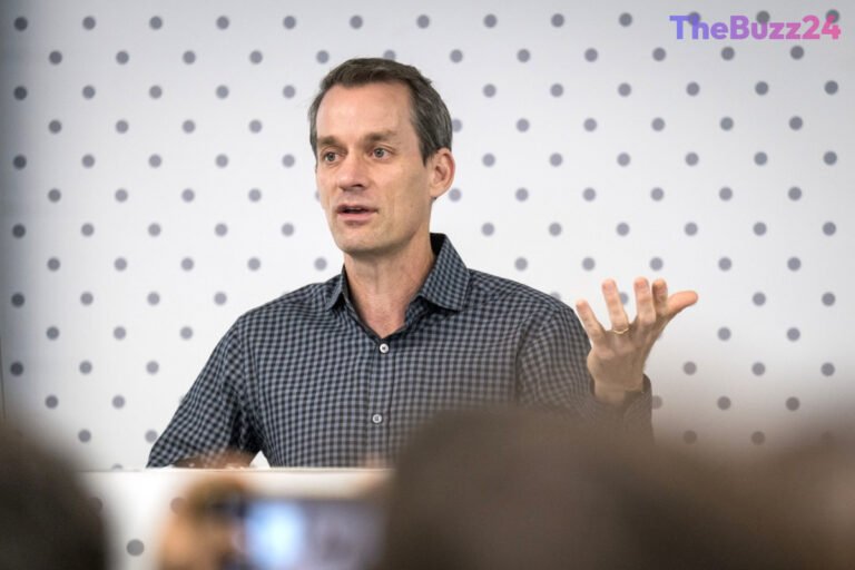 Google AI Veteran Jeff Dean Departs to Launch Scientific Discovery Startup