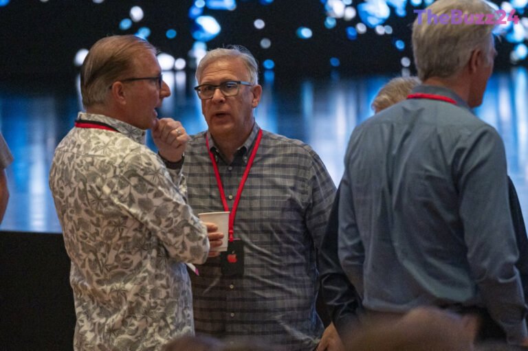Leadership Shakeup at Apple: App Store Chief Phil Schiller Steps Down Amid Executive Exodus