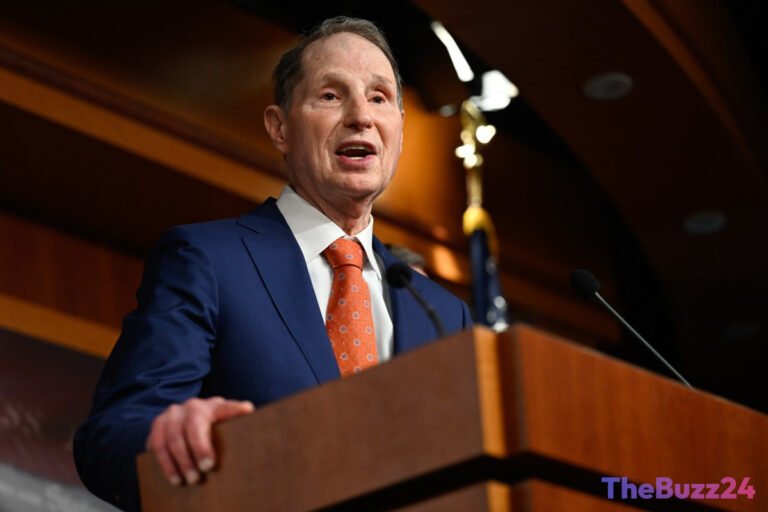 Unmasking Surveillance: Senator Wyden Seeks Oversight of Government Hacking Programs