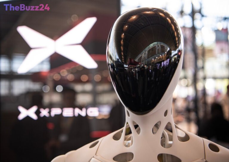 Chinese Automakers Race to Dominate Humanoid Robot Market, Mirroring Tesla’s Vision