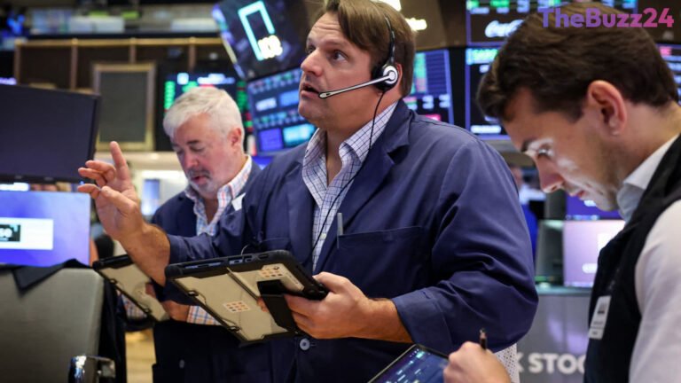Market Caution Prevails as Investors Weigh Geopolitical Tensions and September Volatility