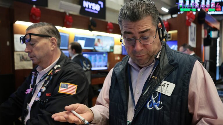 Wall Street Stumbles as Treasury Yields Surge to Multi-Decade Highs Amid Geopolitical Shifts