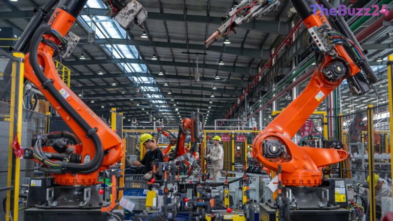 The Rise of ‘Robot Relations’: Why Future HR Departments May Need a Tech-Focused Overhaul