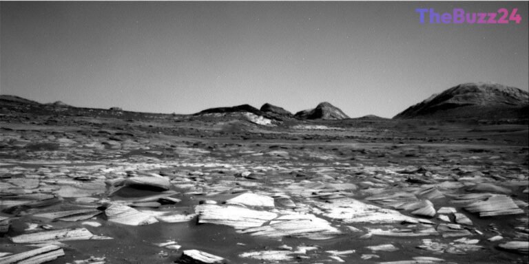 Curiosity Rover Navigates Subtle Banded Terrain in Valle Grande on Mars