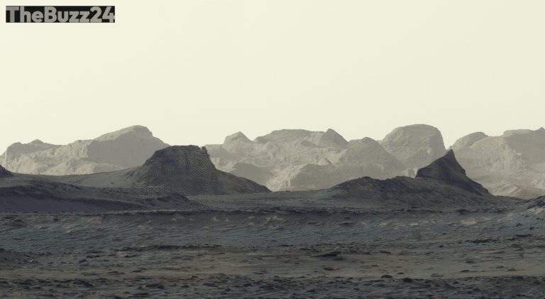 Curiosity Rover Unveils Mysterious Martian Yardangs in Stunning Detail