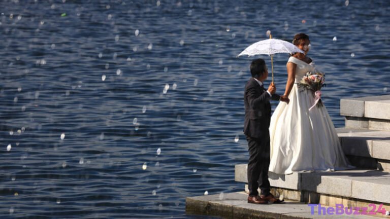 Singapore Launches State-Backed Dating App to Combat Demographic Crisis
