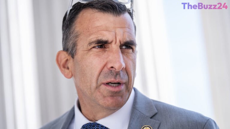 Congressional Democrats Demand Probe into Starlink Disruptions in Ukraine