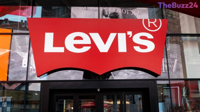 Levi Strauss Boosts Profit Outlook Following Tariff Refunds Amid Mixed Revenue Results