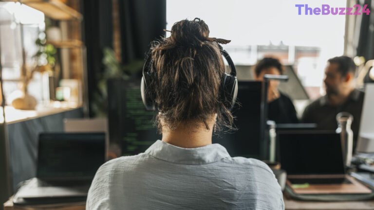 The AI Paradox: How Automation is Reshaping the Customer Service Landscape