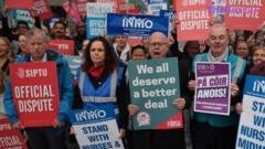 Nationwide Shutdown in Ireland as Over 300,000 Public Servants Walk Out Over Pay